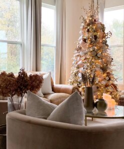 7.5' Queen Flock® Artificial Christmas Tree Unlit