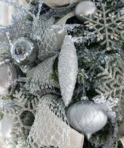Winter Wonderland 15-Piece Glass Ornament Set (Blue and Gray)